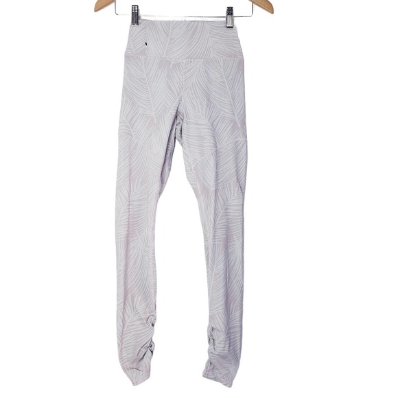 Spiritual Gangster High Vibe Leaf Printed Leggings Small - Picture 1 of 13